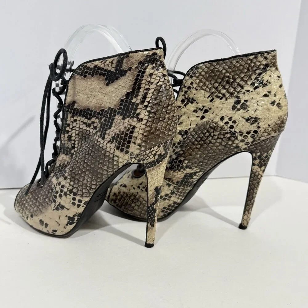 ZiGi Soho Martyr Women's Faux Leather Zipper Stiletto Ankle Boots Size 8 snake - Picture 16 of 16